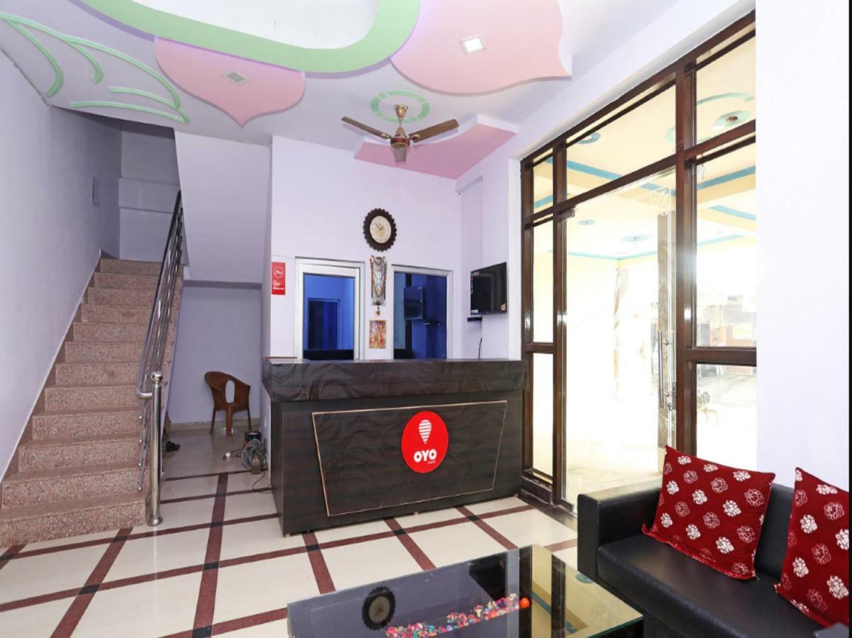 אגרה Oyo 11041 Hotel Taj Ansh מראה חיצוני תמונה